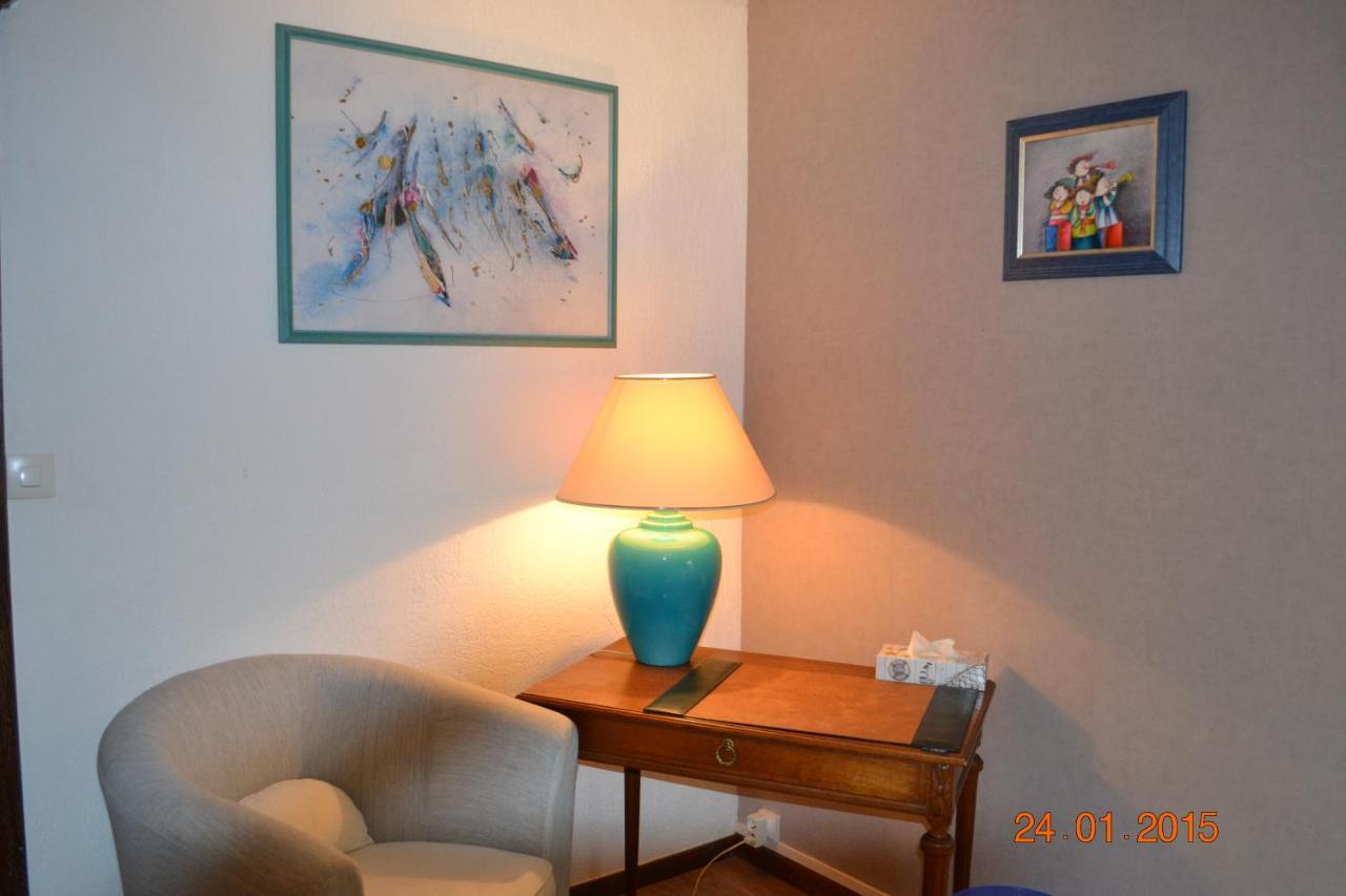 Bed And Breakfast "Le Moulin A Grains" Ménil-la-Horgne Εξωτερικό φωτογραφία